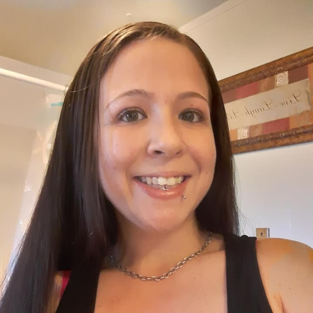 Meet your Posher, Jenn